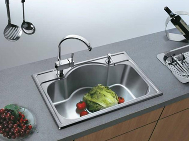 裝修時(shí)如何選擇不銹鋼水槽？趕緊get !