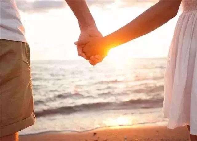 我們合拍的樣子，像極了愛情