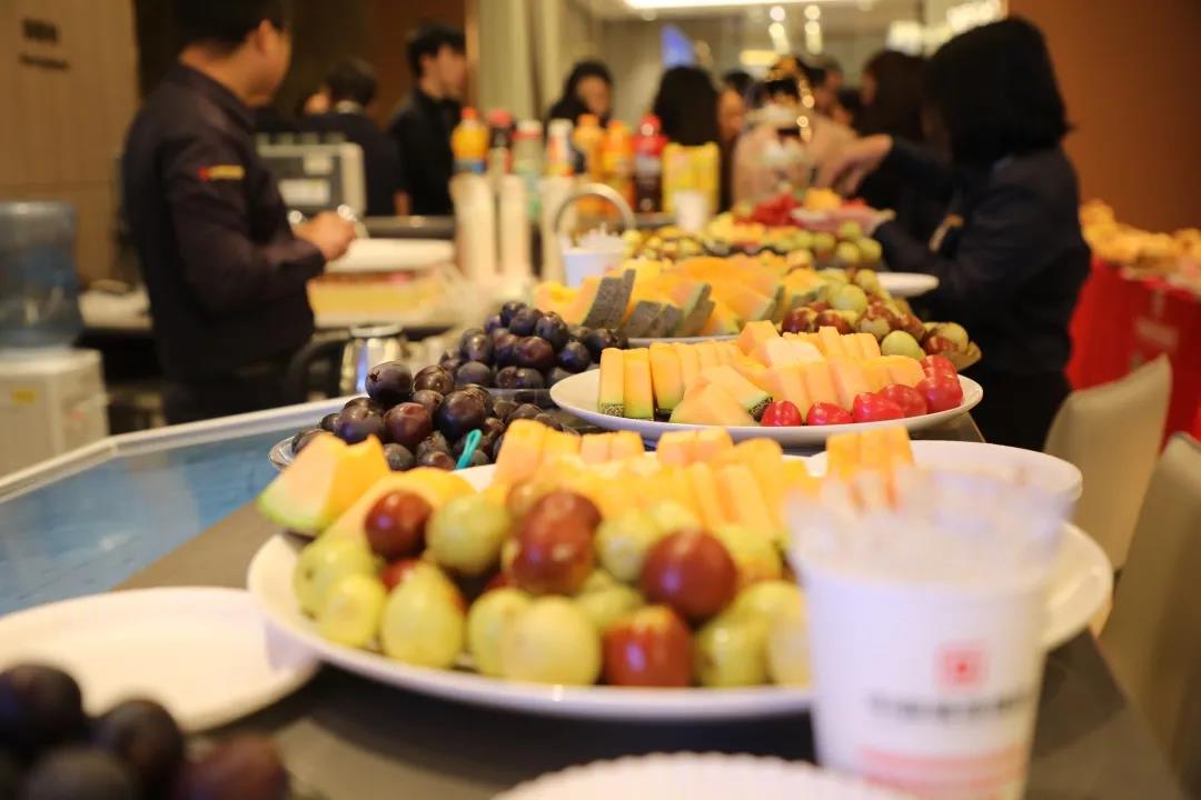 員工生日會(huì)丨金秋碩果，共度韶華，祝壽星們生日快樂(lè)！